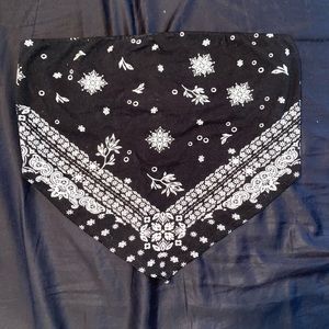 Cropped Black Bandana Forever 21 Top - Small